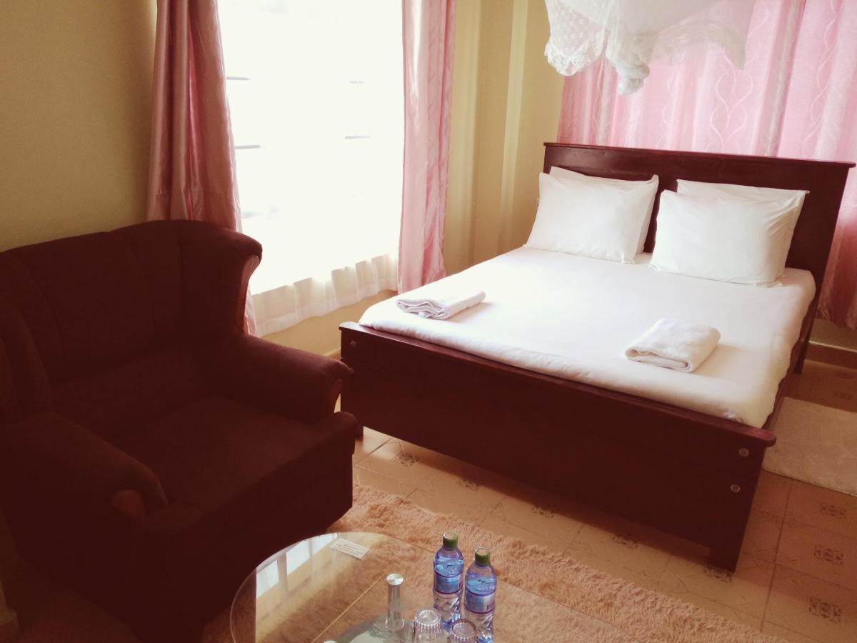 Crown Hotel Kericho Luaran gambar